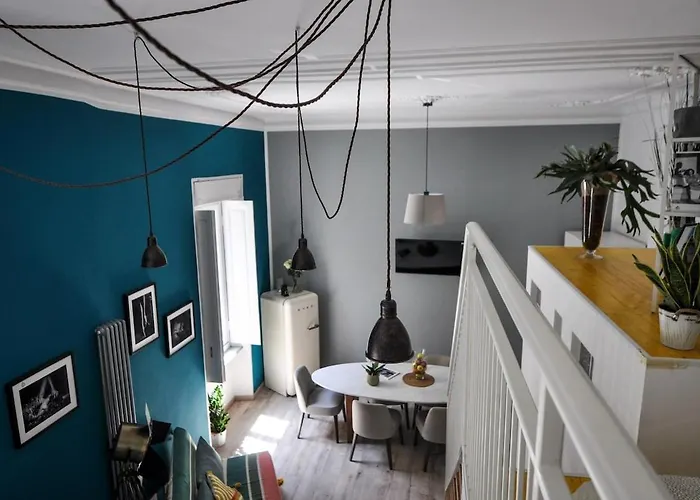 아파트 Deluxe Artistic Loft