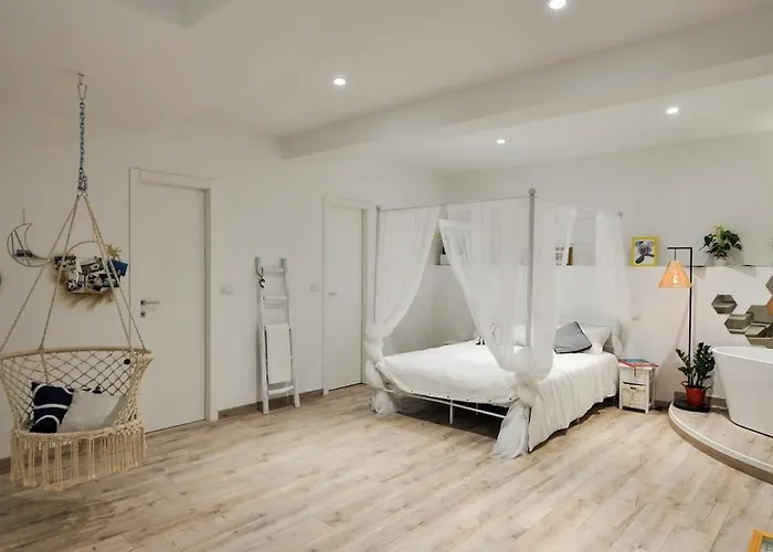 Deluxe Artistic Loft 아파트 토리노